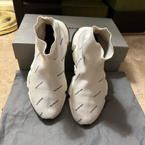 Used, size 6. Come only dust bag, no box - Picture 2 of 8